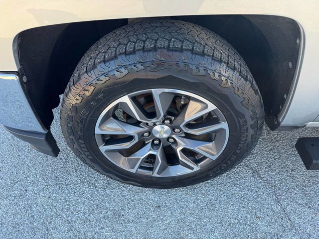 2018 Chevrolet Silverado 1500 LT 4x2 4dr Crew Cab 5.8 ft. SB - 22665952 - 27