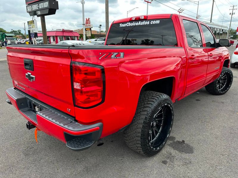 2018 Chevrolet Silverado 1500 LT 4x4 4dr Crew Cab 5.8 ft. SB - 22887054 - 9