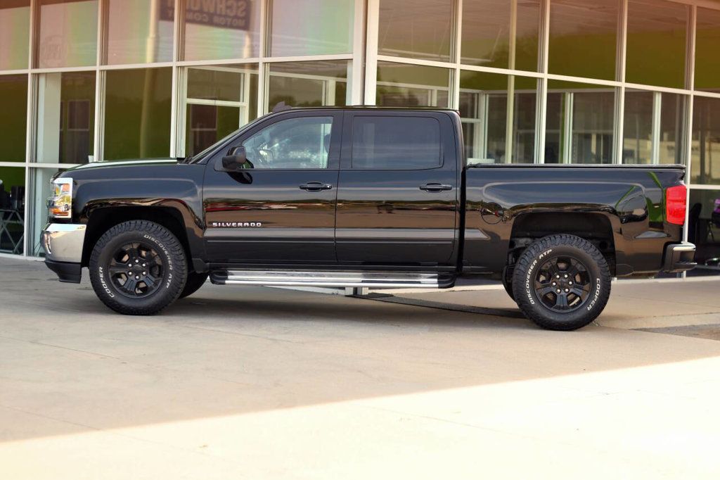 2018 Chevrolet Silverado 1500 LT photo 4