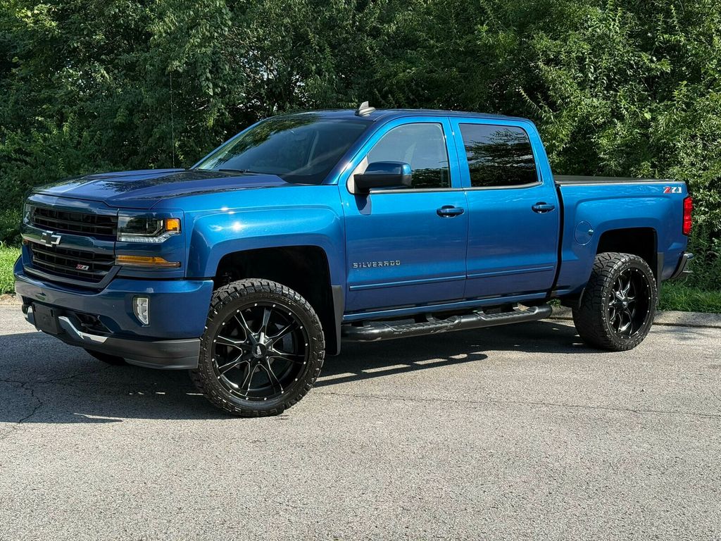2018 Chevrolet Silverado 1500 LT Plus Pkg/Z71 Pkg/Heated Seats/Rough Country Lift/22'' Wheels - 23056055 - 1