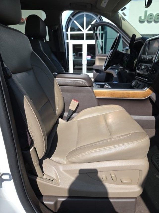 2018 Chevrolet Silverado 1500 LTZ - 23037265 - 11