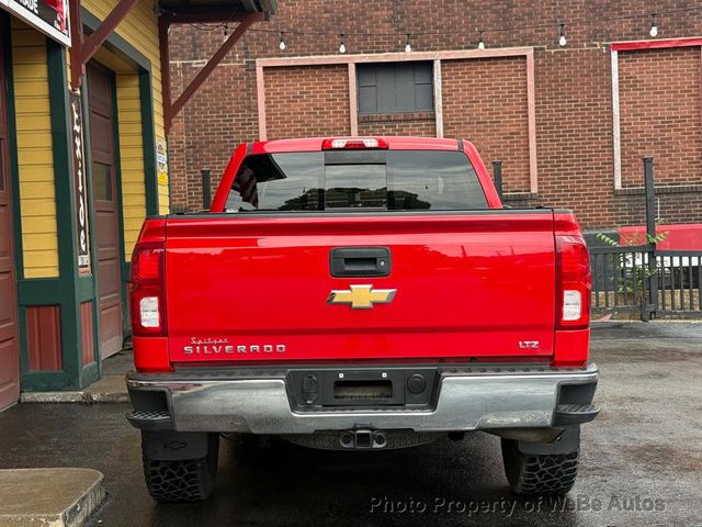 2018 Chevrolet Silverado 1500 LTZ - 23051443 - 3