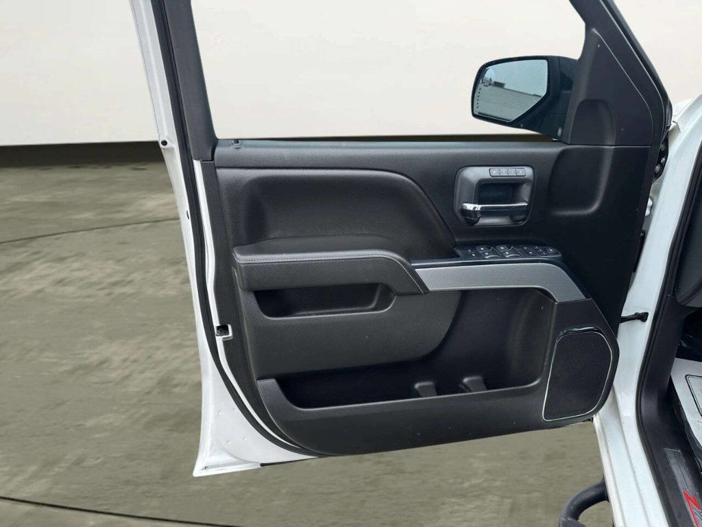 2018 Chevrolet Silverado 1500 LTZ 4x4 4dr Crew Cab 5.8 ft. SB - 23008656 - 9