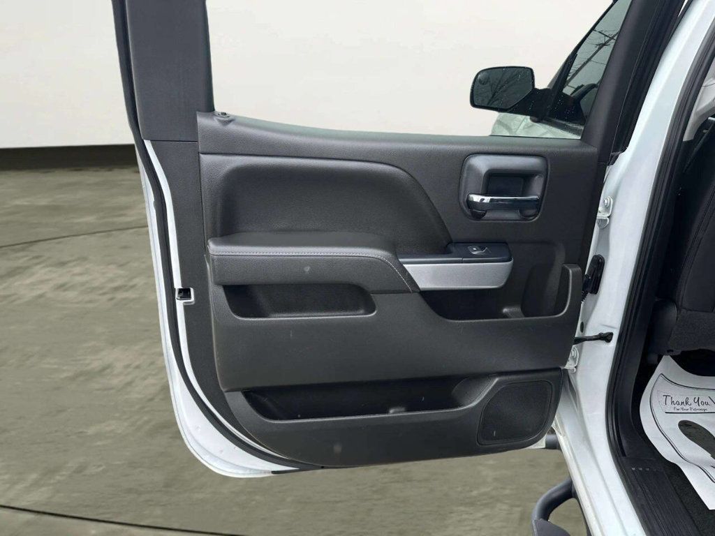 2018 Chevrolet Silverado 1500 LTZ 4x4 4dr Crew Cab 5.8 ft. SB - 23008656 - 11