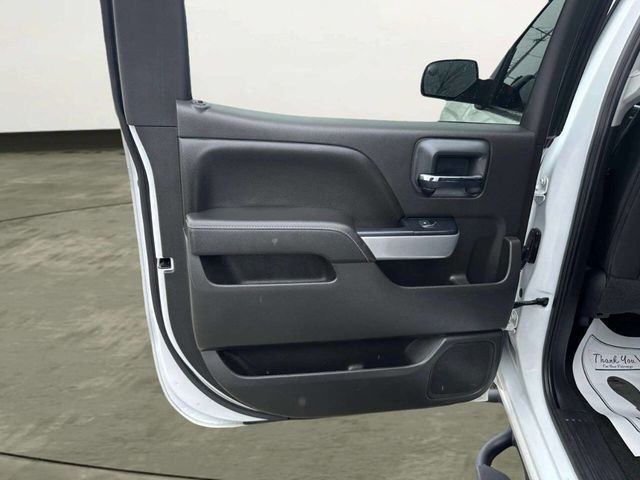 2018 Chevrolet Silverado 1500 LTZ 4x4 4dr Crew Cab 5.8 ft. SB - 23008656 - 11
