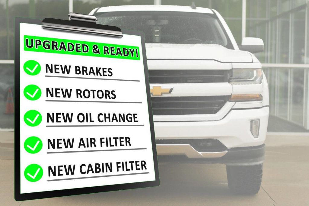 2018 Chevrolet Silverado LT photo 2