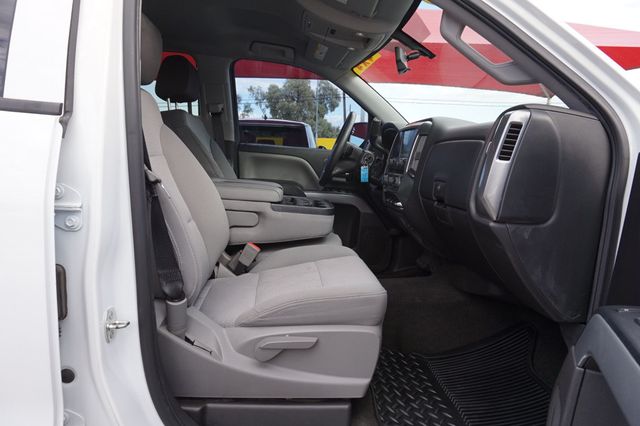 2018 Chevrolet Silverado 1500 LT, Z71, 4X4, LOW MILES, RUNNING BOARDS, TOWING PKG, CLOTH SEATS - 23093562 - 18