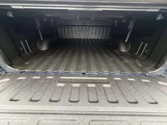 2018 Chevrolet Silverado 1500 LTZ Z71 4x4 4dr Crew Cab 5.8 ft. SB - 22964793 - 9