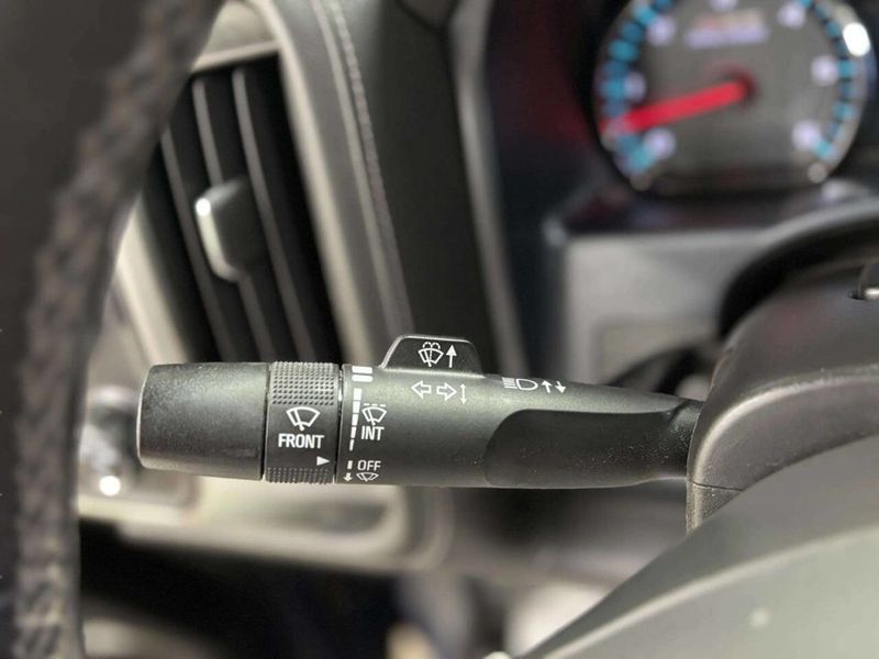 2018 Chevrolet Silverado 1500 LTZ Z71 4x4 4dr Double Cab 6.5 ft. SB - 23012855 - 29