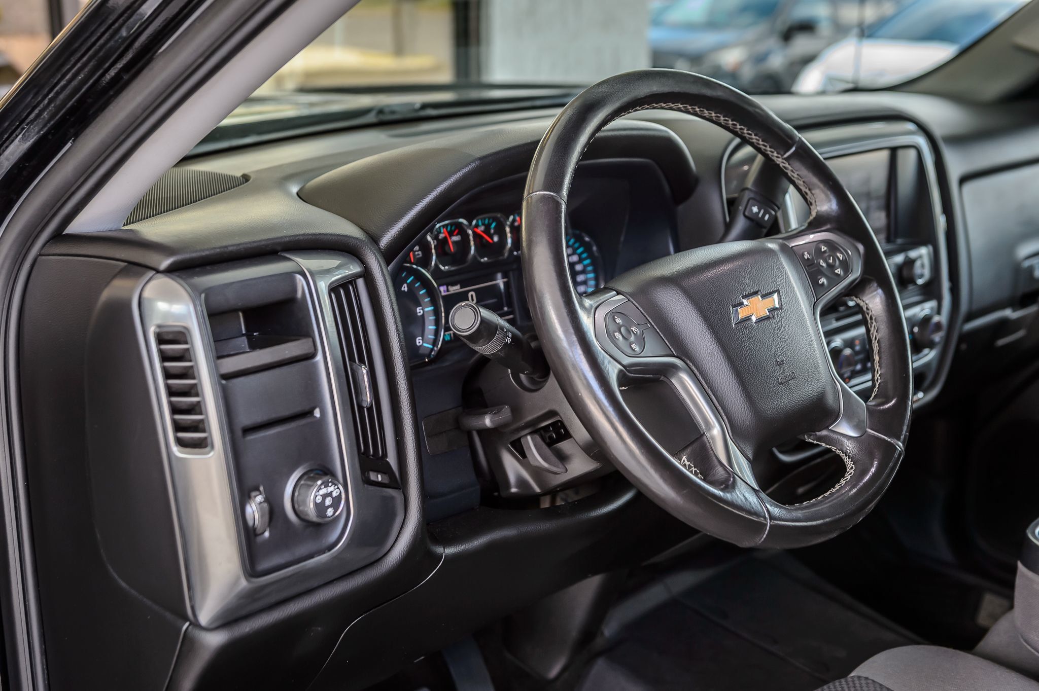 2018 Chevrolet Silverado 1500 LT photo 23
