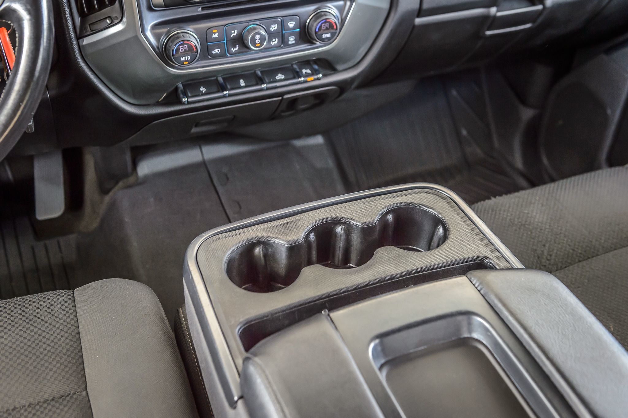 2018 Chevrolet Silverado 1500 LT photo 28
