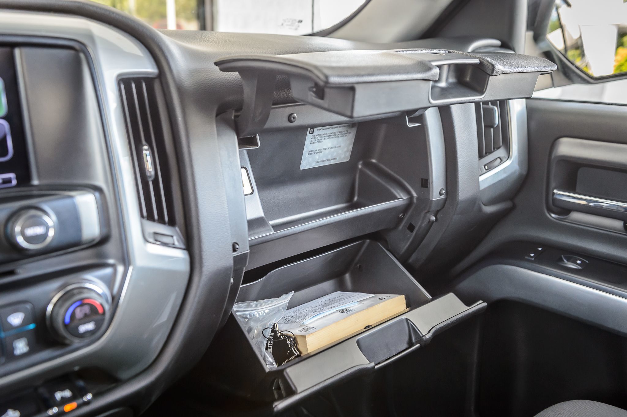 2018 Chevrolet Silverado 1500 LT photo 32
