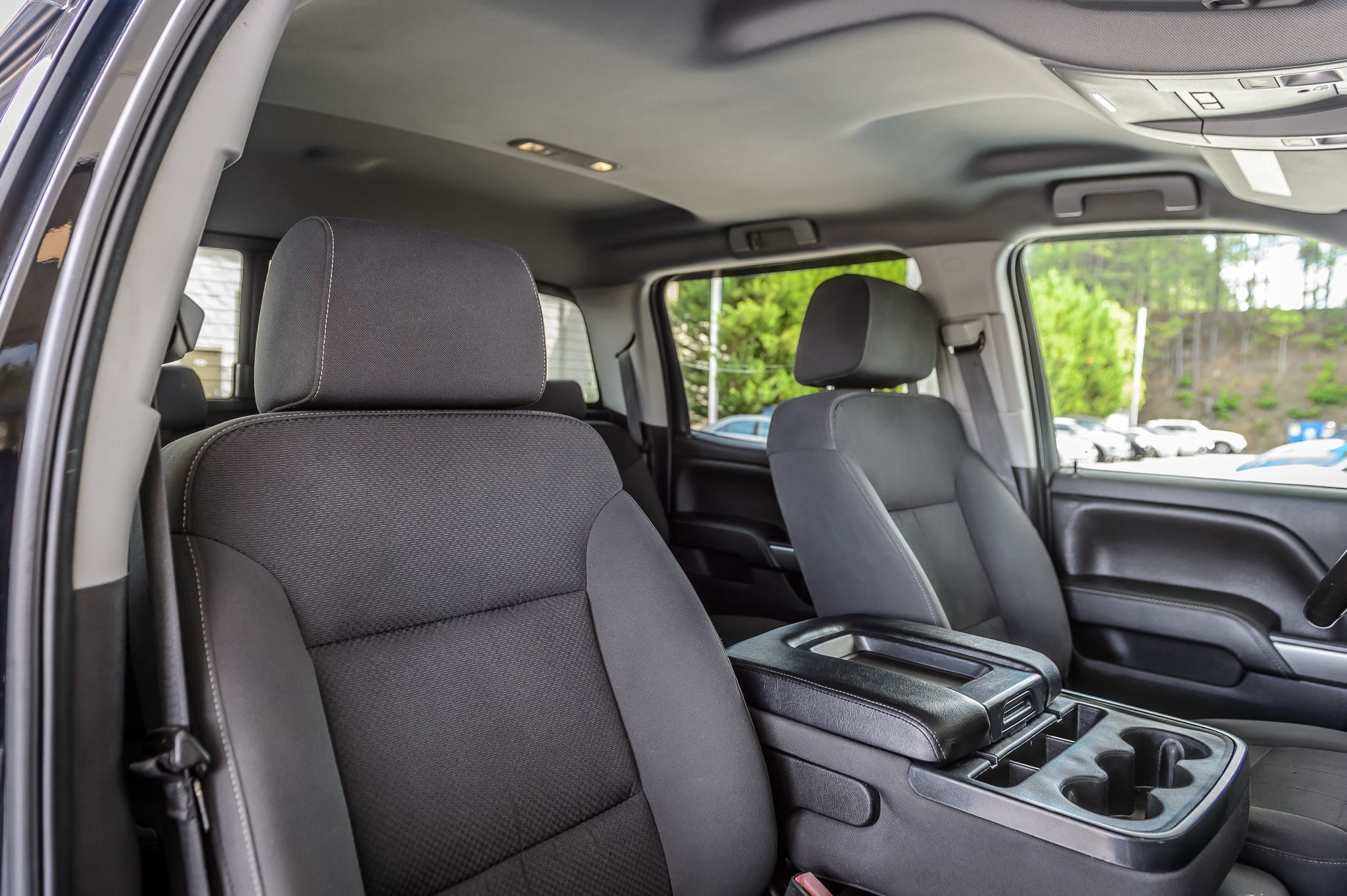 2018 Chevrolet Silverado 1500 LT photo 33
