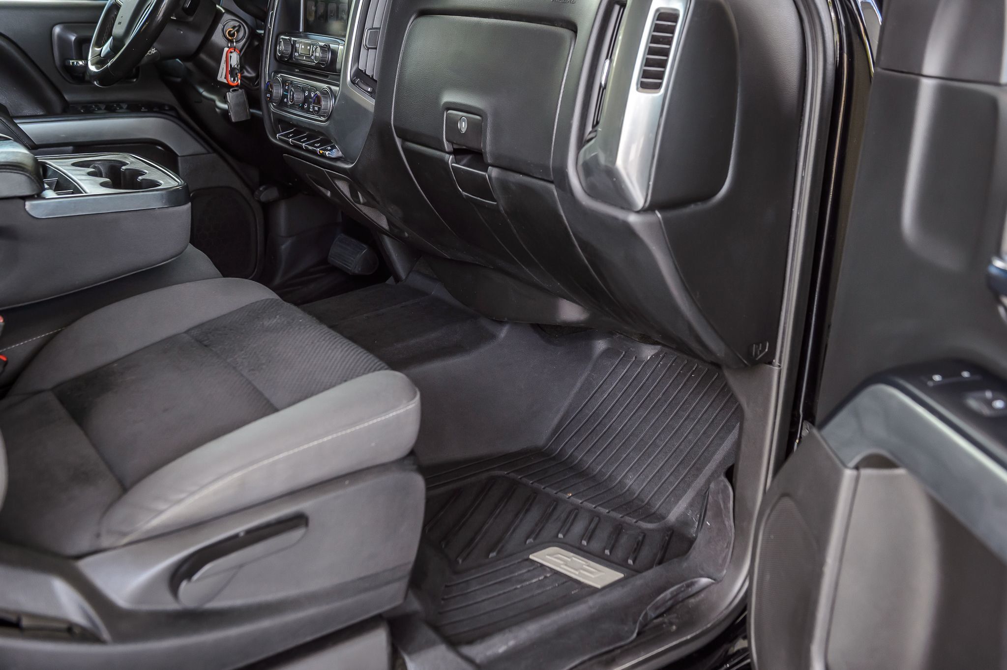 2018 Chevrolet Silverado 1500 LT photo 40