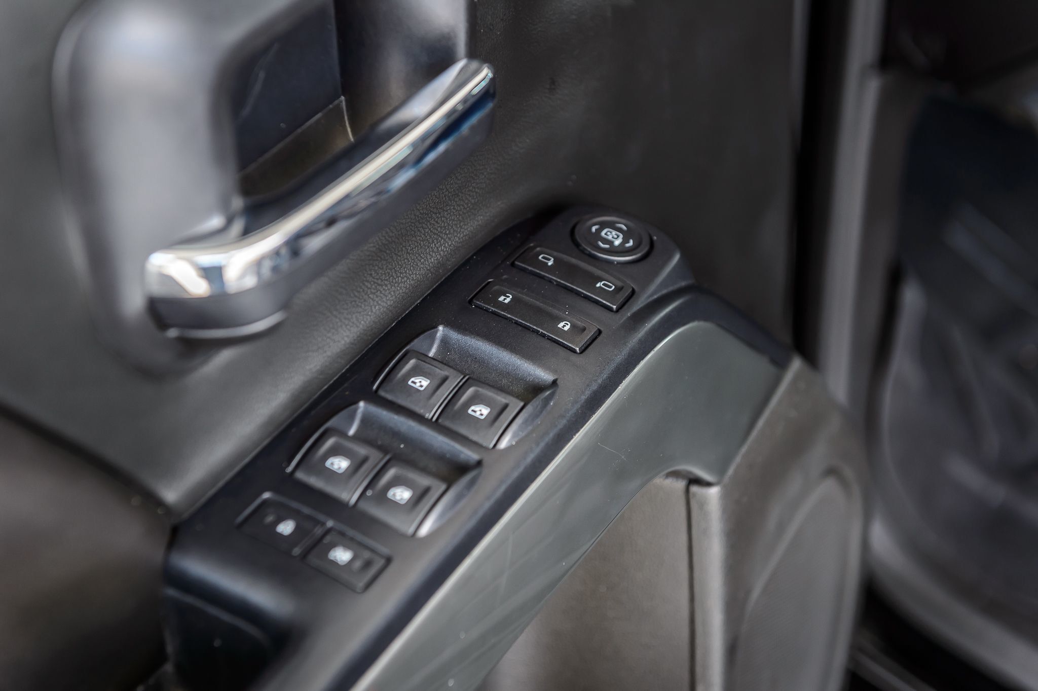 2018 Chevrolet Silverado 1500 LT photo 43