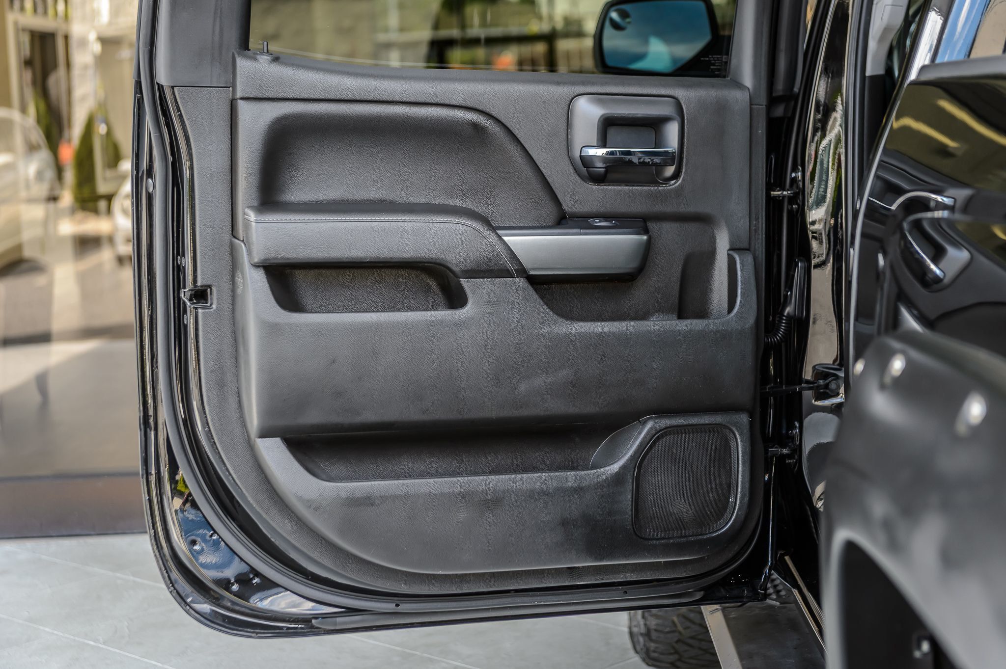 2018 Chevrolet Silverado 1500 LT photo 44