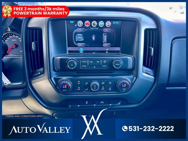 2018 Chevrolet Silverado 1500 Crew Cab LT Pickup 4D 5 3/4 ft - 22939006 - 30