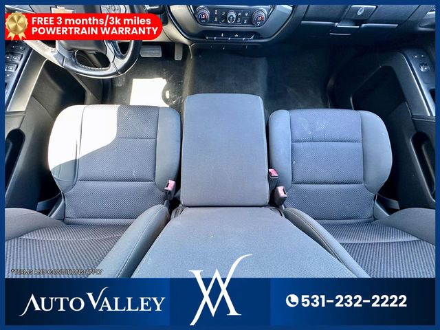 2018 Chevrolet Silverado 1500 Crew Cab LT Pickup 4D 5 3/4 ft - 22939006 - 32