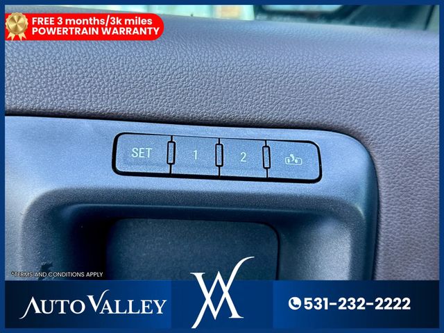 2018 Chevrolet Silverado 1500 Crew Cab LTZ Pickup 4D 5 3/4 ft - 22968271 - 16