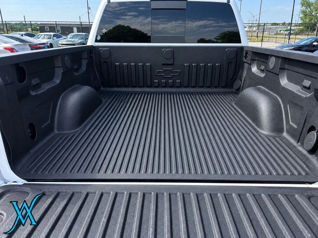 2018 Chevrolet Silverado 1500 Crew Cab Z71 LT Pickup 4D 5 3/4 ft - 23083906 - 18