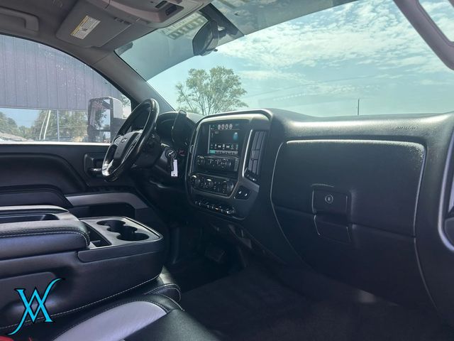 2018 Chevrolet Silverado 1500 Crew Cab Z71 LT Pickup 4D 5 3/4 ft - 23083906 - 25