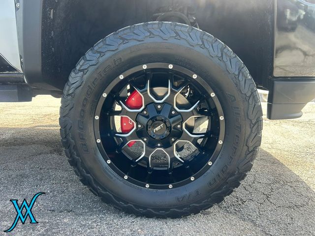 2018 Chevrolet Silverado 1500 Crew Cab Z71 LT Pickup 4D 5 3/4 ft - 23083906 - 8