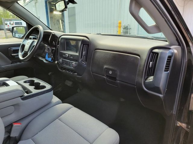 2018 Chevrolet Silverado 1500 Double Cab Custom Pickup 4D 6 1/2 ft - 23031803 - 9