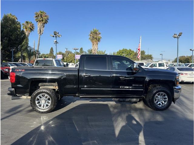 2018 Chevrolet Silverado 2500 HD Crew Cab LTZ 4X4 DIESEL NAV BACK UP CAM CLEAN - 22520372 - 3