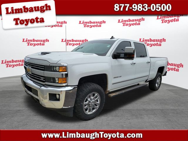 2018 Chevrolet Silverado 2500HD 4WD Crew Cab 153.7" LTZ - 22947315 - 0