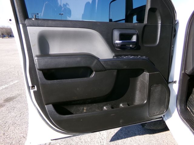 2018 Chevrolet Silverado 2500HD 4WD Crew Cab 167.7" Work Truck - 22981579 - 13