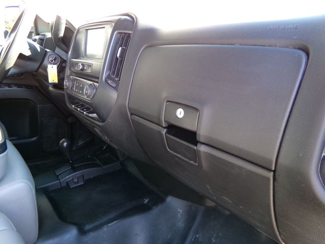 2018 Chevrolet Silverado 2500HD 4WD Crew Cab 167.7" Work Truck - 22981579 - 8