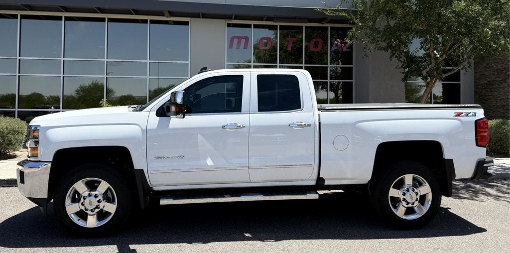 2018 Chevrolet Silverado 2500HD 4WD Double Cab 144.2" LTZ - 22896122 - 0