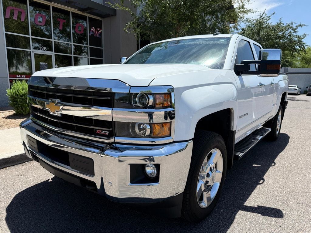 2018 Chevrolet Silverado 2500HD 4WD Double Cab 144.2" LTZ - 22896122 - 1
