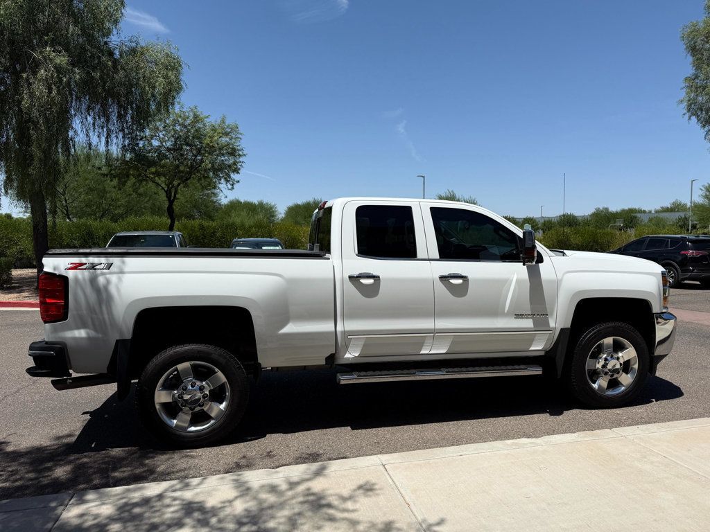2018 Chevrolet Silverado 2500HD 4WD Double Cab 144.2" LTZ - 22896122 - 4