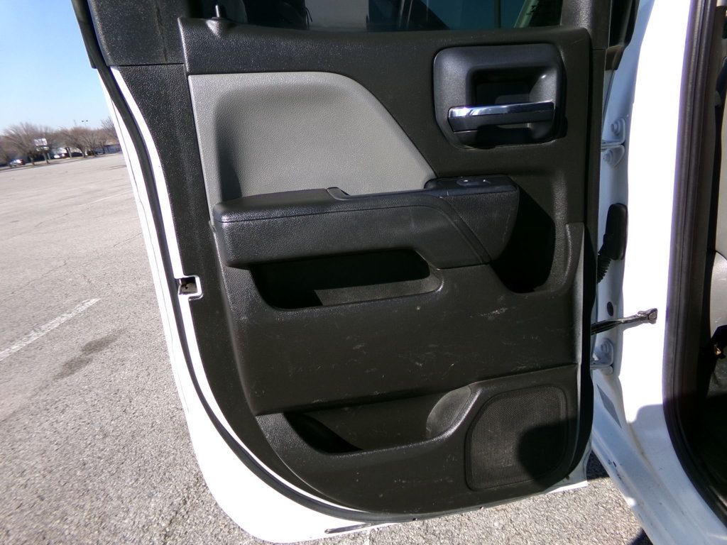 2018 Chevrolet Silverado 2500HD 4WD Double Cab 158.1" Work Truck - 22981579 - 15