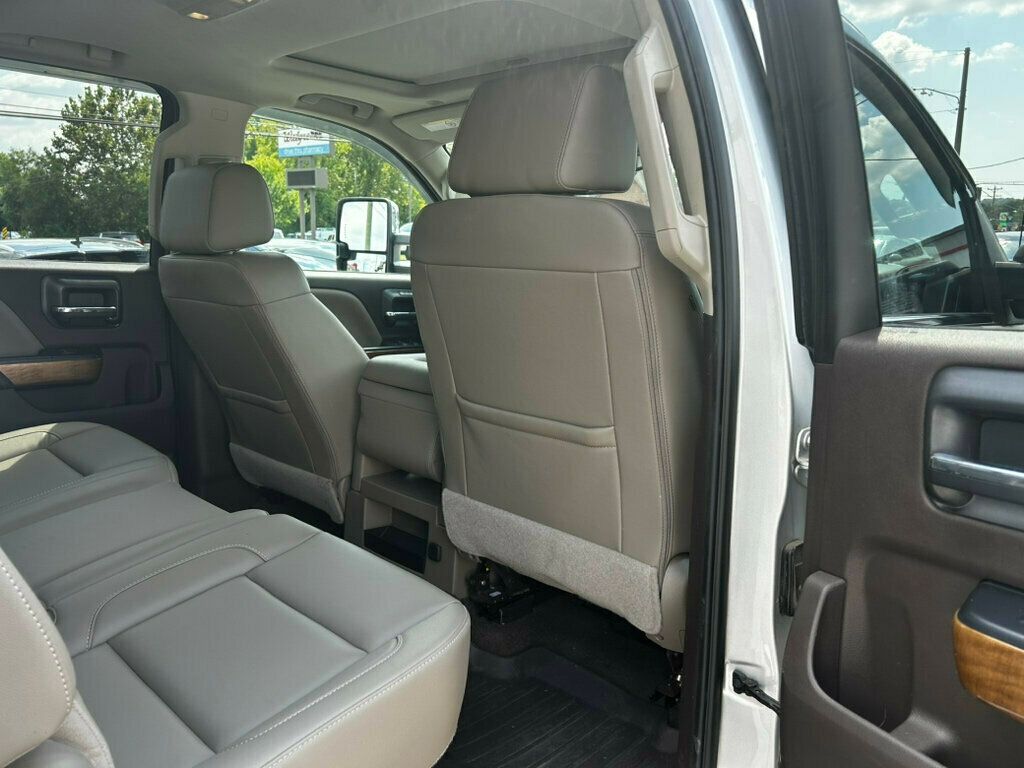 2018 Chevrolet Silverado 2500HD photo 17