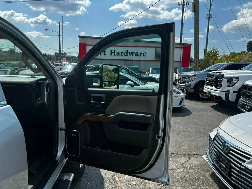 2018 Chevrolet Silverado 2500HD photo 18