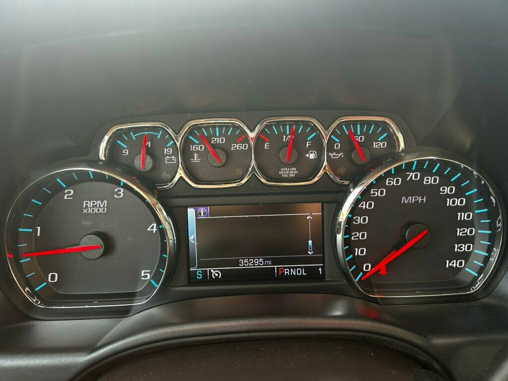 2018 Chevrolet Silverado 2500HD photo 21
