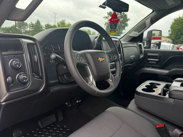 2018 Chevrolet Silverado 2500HD LT - 23062520 - 9