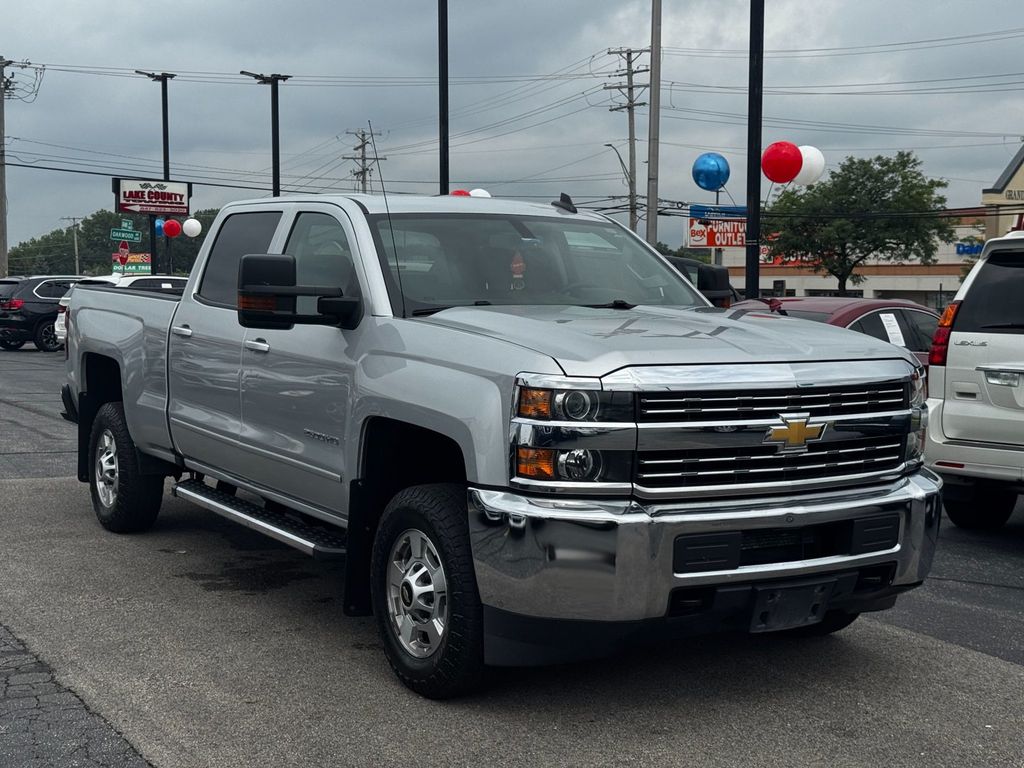 2018 Chevrolet Silverado 2500HD LT - 23062520 - 2
