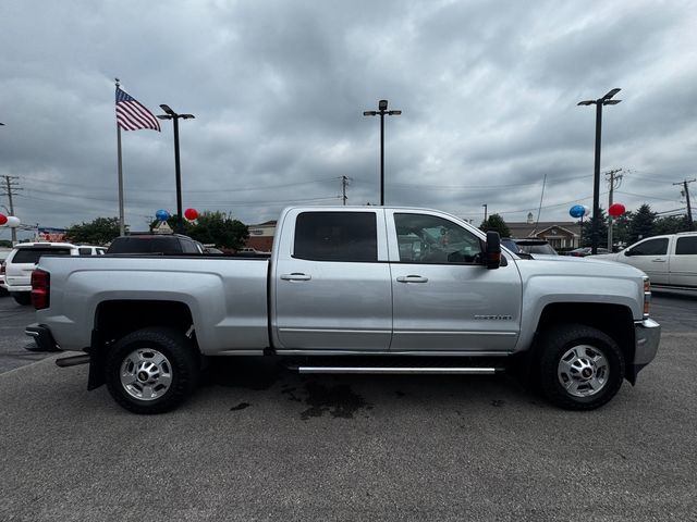 2018 Chevrolet Silverado 2500HD LT - 23062520 - 3