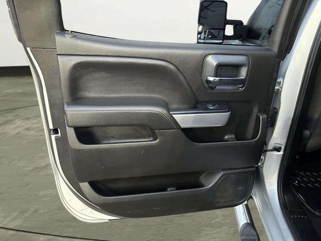 2018 Chevrolet Silverado 2500HD LT 4x4 4dr Crew Cab LB - 22982290 - 12