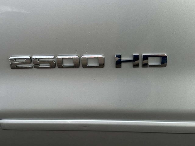 2018 Chevrolet Silverado 2500HD LT 4x4 4dr Crew Cab LB - 22982290 - 39