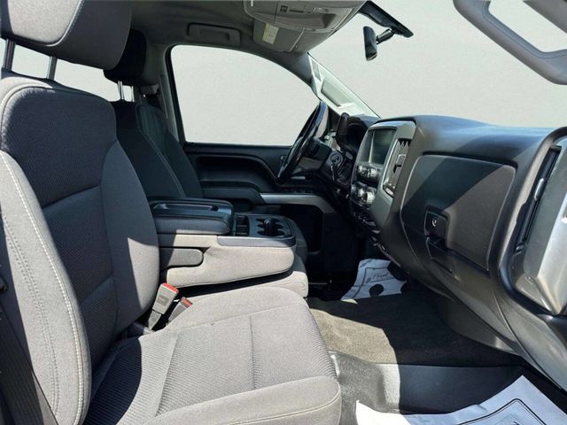 2018 Chevrolet Silverado 2500HD LT 4x4 4dr Crew Cab SB - 23006131 - 19