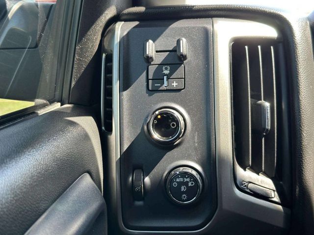 2018 Chevrolet Silverado 2500HD LT 4x4 4dr Crew Cab SB - 23006131 - 29