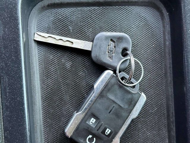 2018 Chevrolet Silverado 2500HD LT 4x4 4dr Crew Cab SB - 23006131 - 30