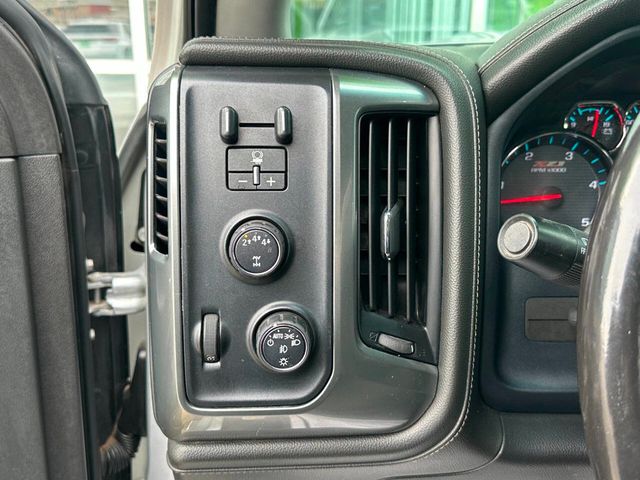 2018 Chevrolet Silverado 2500HD LTZ 4x4 4dr Crew Cab SB - 22958705 - 26