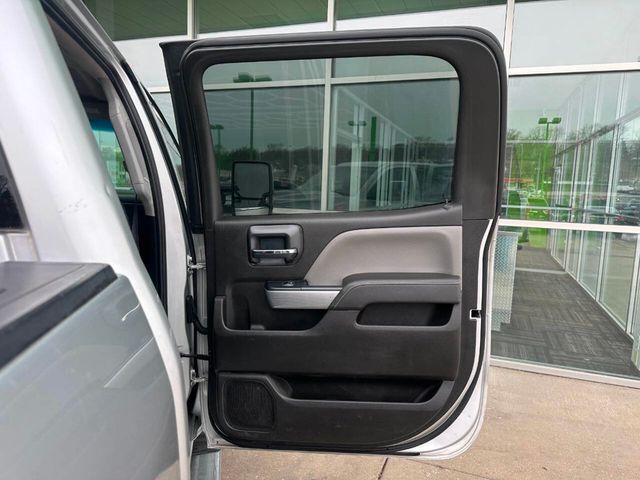 2018 Chevrolet Silverado 2500HD LTZ 4x4 4dr Crew Cab SB - 22958705 - 50