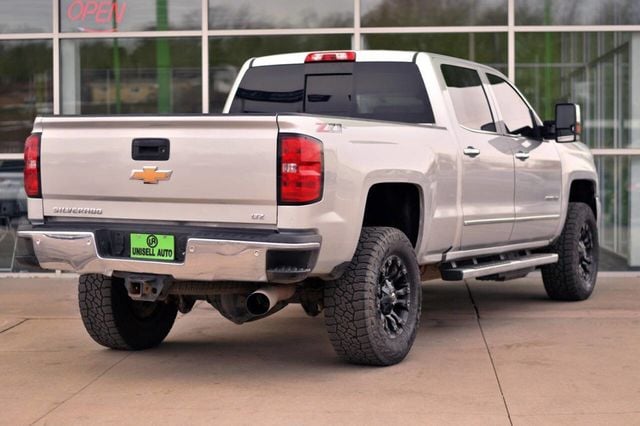 2018 Chevrolet Silverado 2500HD LTZ 4x4 4dr Crew Cab SB - 22958705 - 6