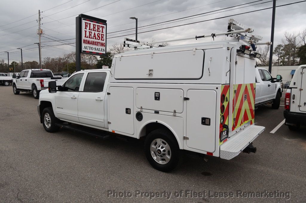 2018 Chevrolet Silverado 2500HD Silverado 2500 4WD Crew Cab Enclosed Utility  - 22768300 - 2